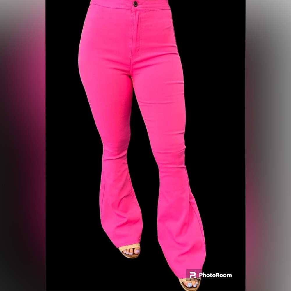 NWOT JC & JQ Stretchy Flare Jeans Hot Pink (L)